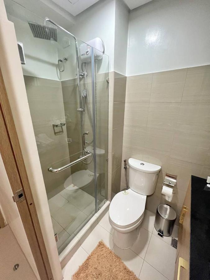 M&M Condostay At Shore 2 Residences Tower 2 Pasay City Manila Bagian luar foto